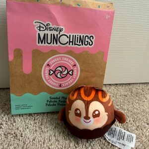 Disney Munchlings Chip Scented Plush